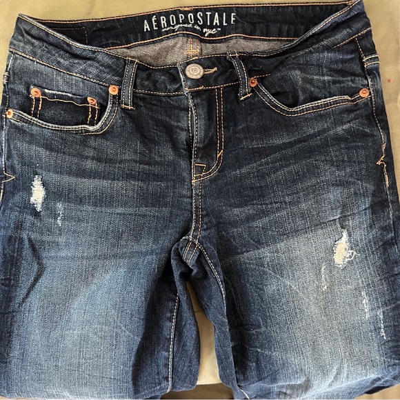 029- Areopostle Jean designed in NYC - Picture 4 of 10